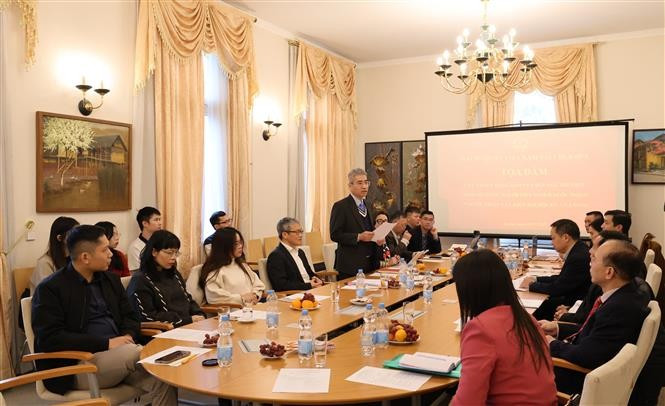 Góp ý dự thảo văn kiện Đại hội XIV của Đảng: Tiếng nói từ cộng đồng du học sinh